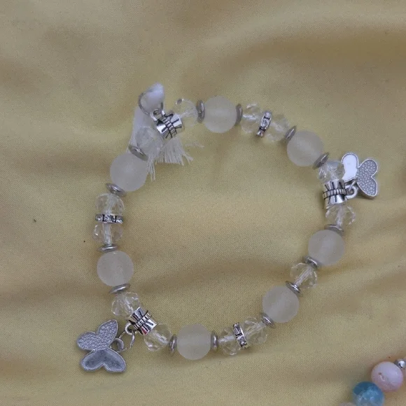 Elegant Multicolor Beaded Bracelets Set - Picture 3 of 4